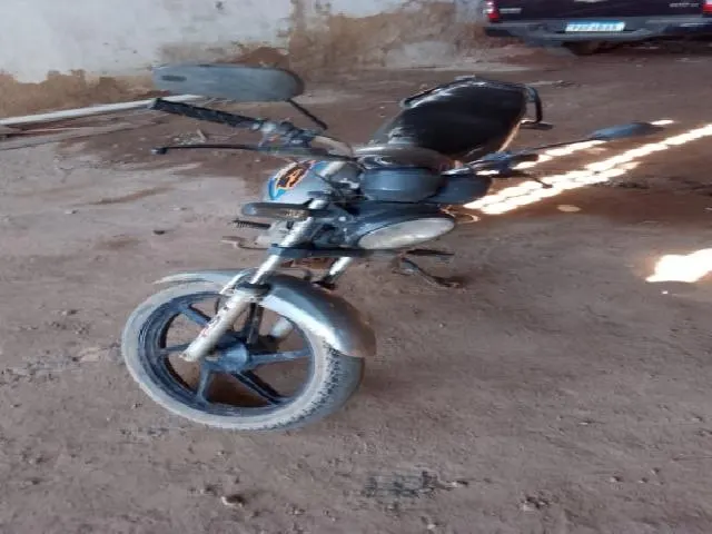 Lote 7 · HONDA/CG 125 TITAN KS 2000 — conservado