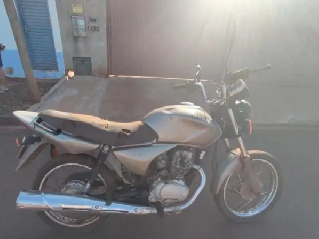 Lote 2 · HONDA/CG 150 TITAN ES 2008 — conservado