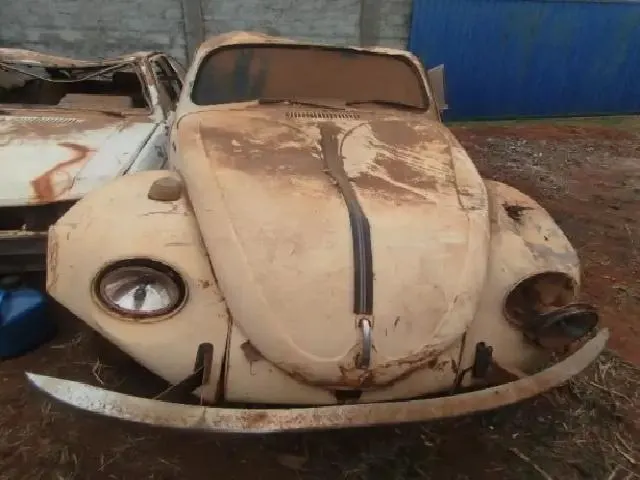 Lote 34 · VW/FUSCA 1300 1979 — sucata