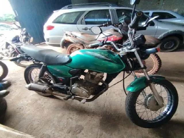 Lote 37 · HONDA/CG 125 TITAN KS 2003 — conservado