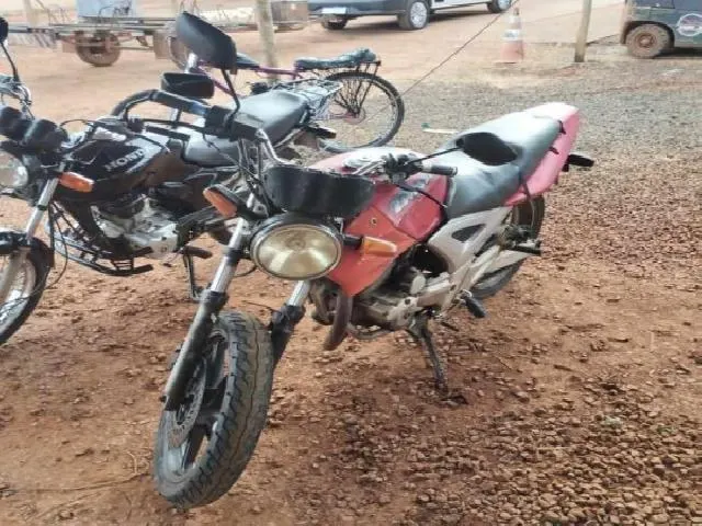 Lote 3 · HONDA/CBX 250 Twister 2002 — conservado